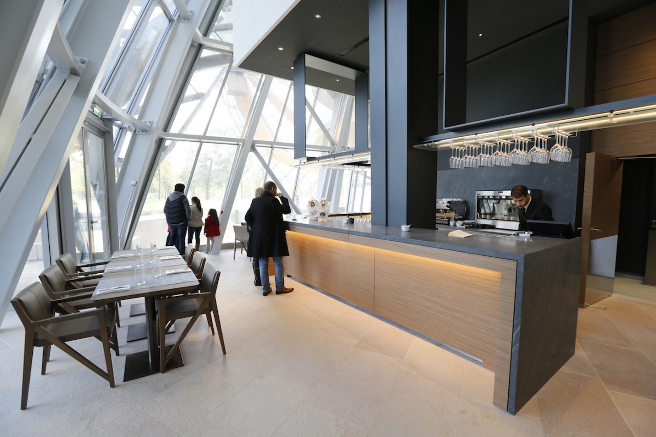 restaurant fondation louis vuitton - saga